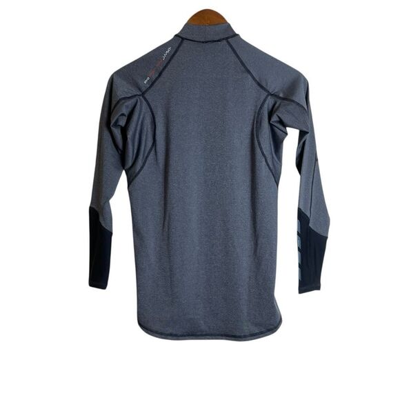 NWT! Gill grey men’s long sleeve rash guard. Size xs - Picture 6 of 8